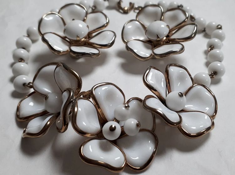 12. Trifari Milk Glass Necklace & Earrings