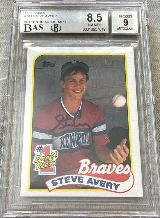 7. 1989 Steve Avery Signed Topps Rookie Card