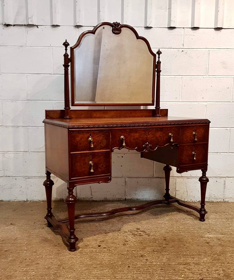 The Queen Anne style Antique Dressers