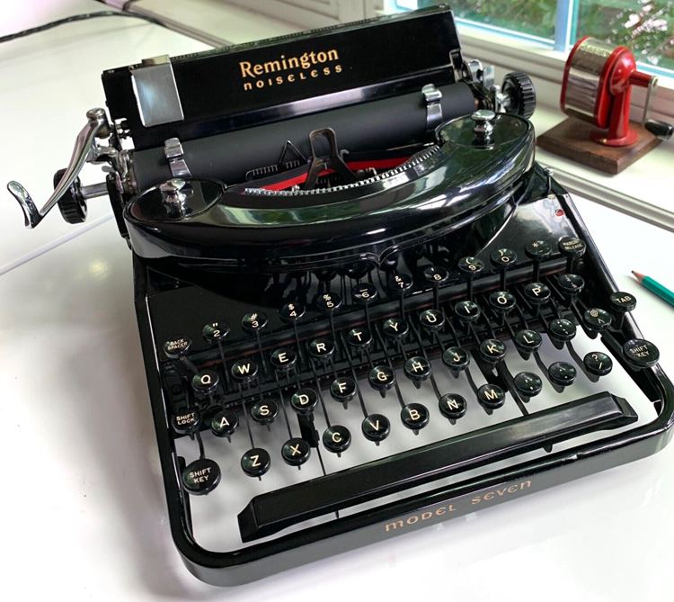 Remington Noiseless Typewriter Model 7
