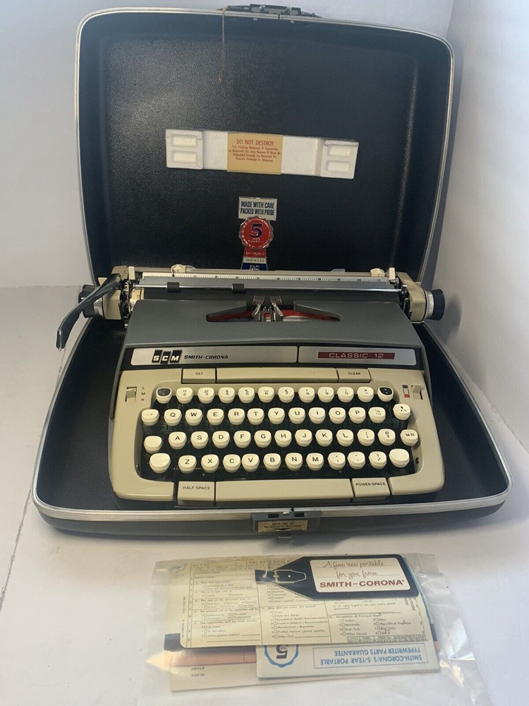 Smith-Corona Classic 12 Portable Manual Typewriter