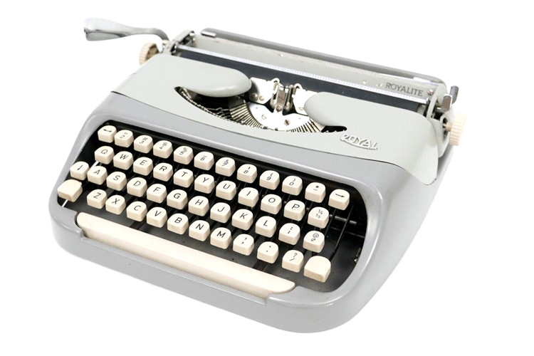 VTG Royal ROYALITE Portable Typewriter