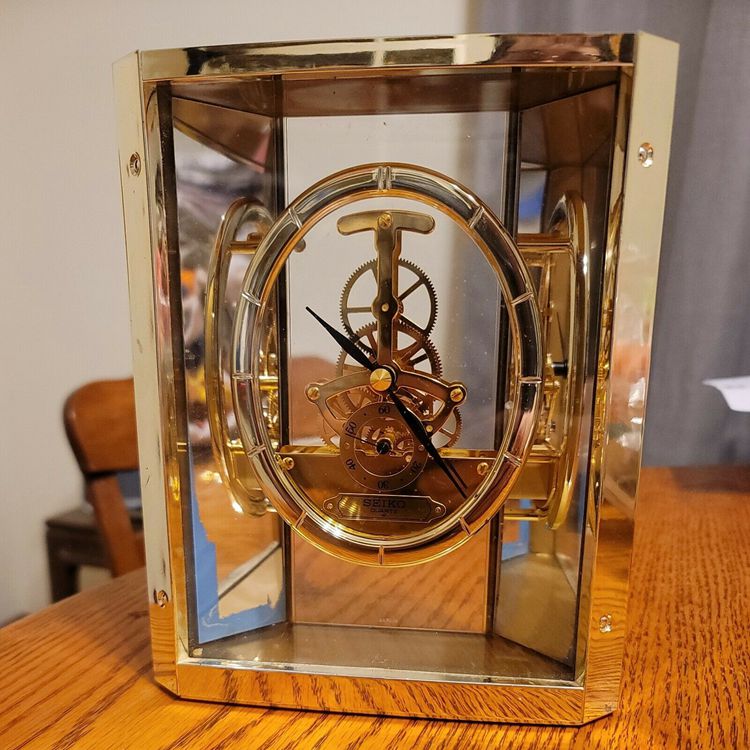 Vintage Seiko Quartz Lucite Brass Skeleton Mantel Clock QAW110G Japan