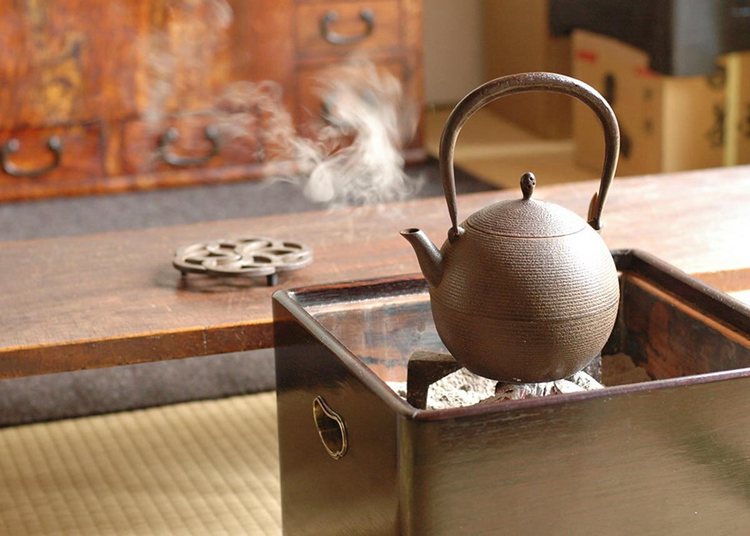 Brief History of the Antique Cast Iron Kettle