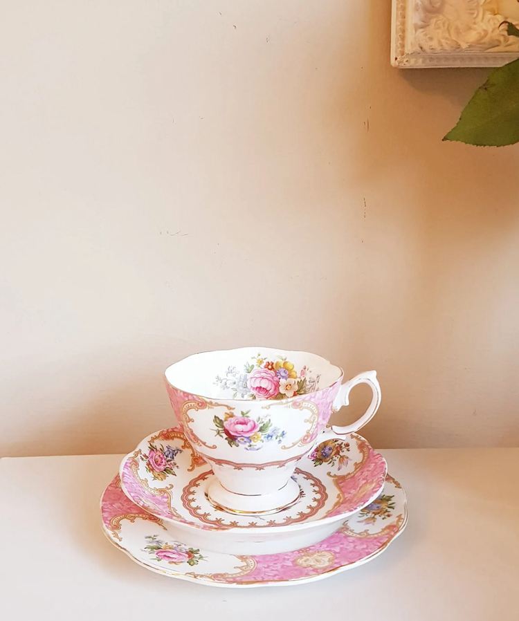 Original Royal Albert Lady Carlyle Tea Set