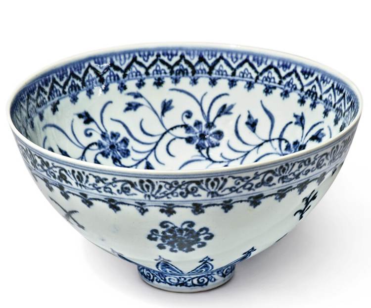 Yongle Period Blue and White Floral Bowl