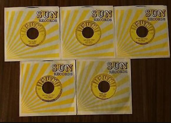 Elvis Presley complete set of ORIGINAL 1950's Sun 45's NEAR MINT