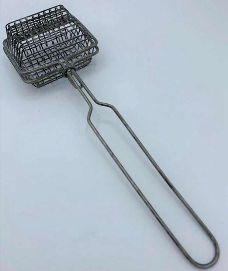 Rectangular Basket with Wire Clasp