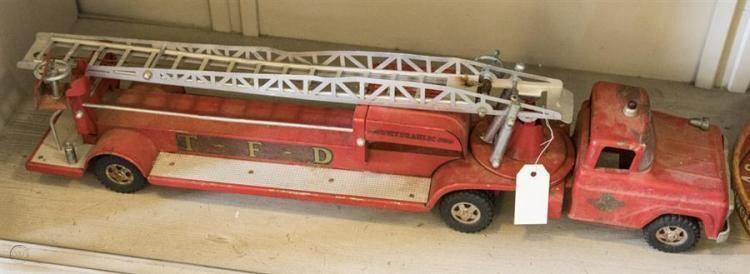 Tonka No.5 Hook and Ladder Fire Truck