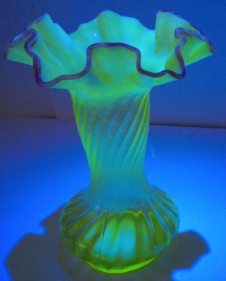 Yellow Depression Glass Scalloped Ruffled Vase