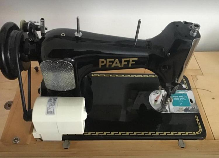 How Can I Determine My Vintage Sewing Machine's Value