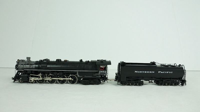 W&R HO Scale Brass Northern Pacific NP A-2 4-8-4 Steam Engine and Tender W14